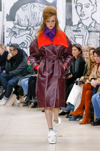 Look 40